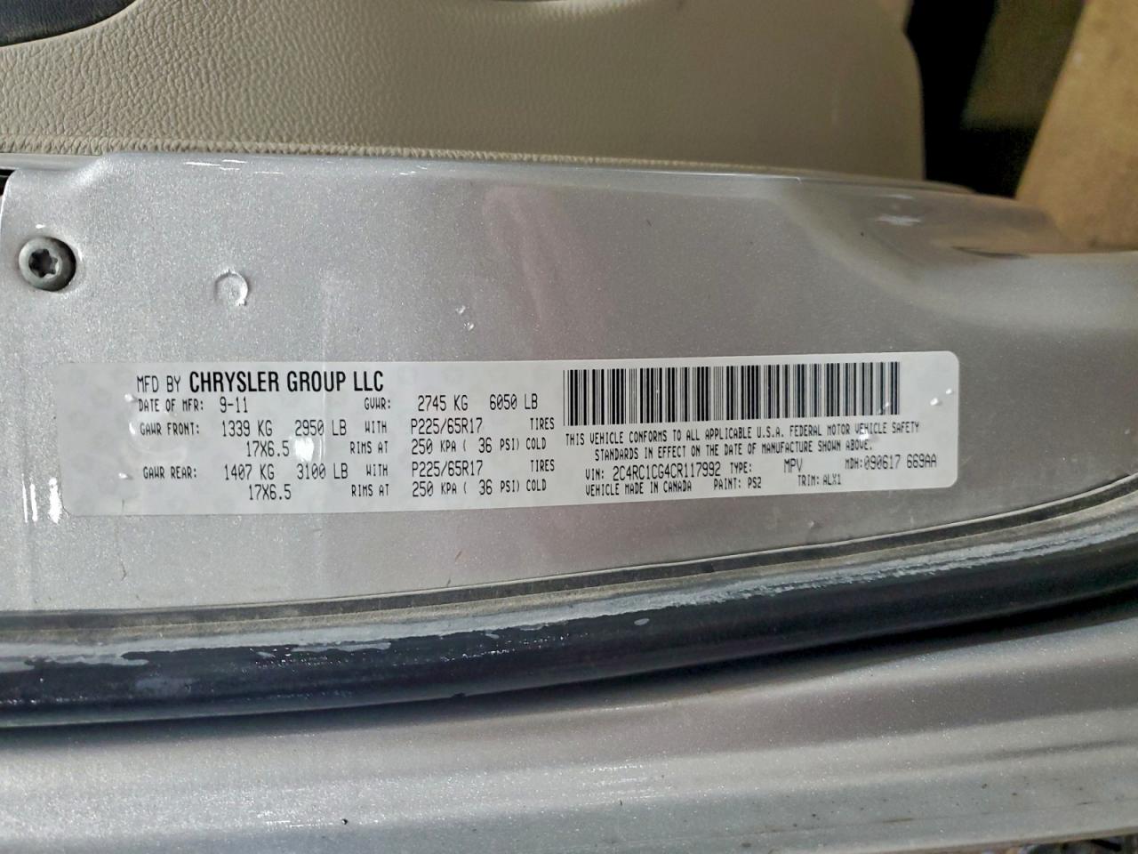 Chrysler Minivan Touring L Image 10