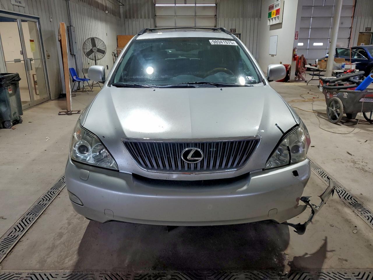 Lexus RX 330 Image 13
