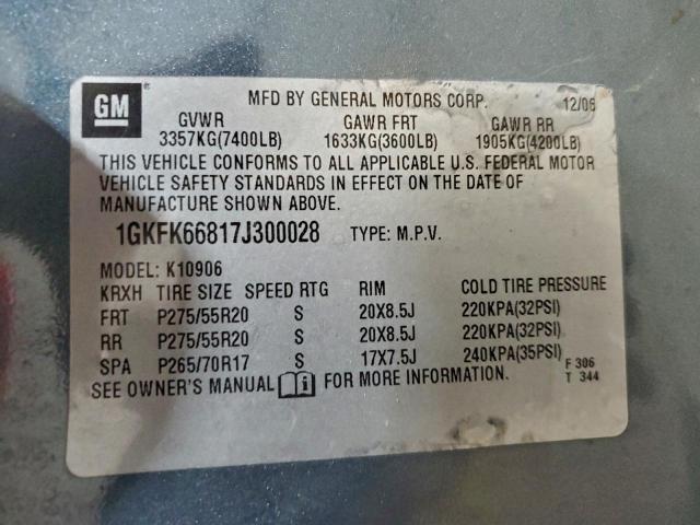 GMC Yukon Denali Image 9