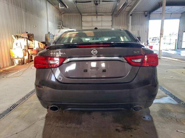 Nissan Maxima 3.5s Image 5