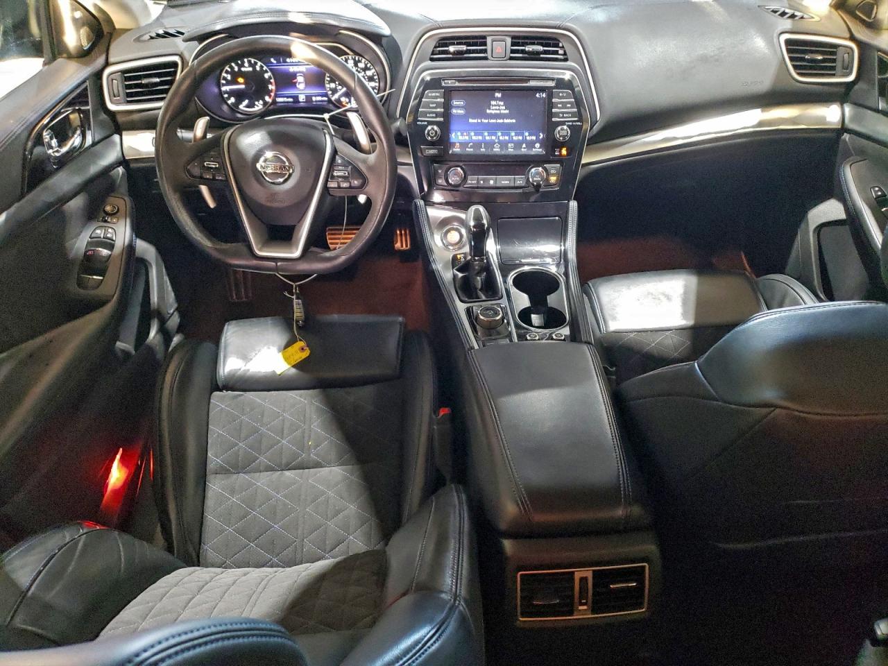 Nissan Maxima 3.5s Image 6