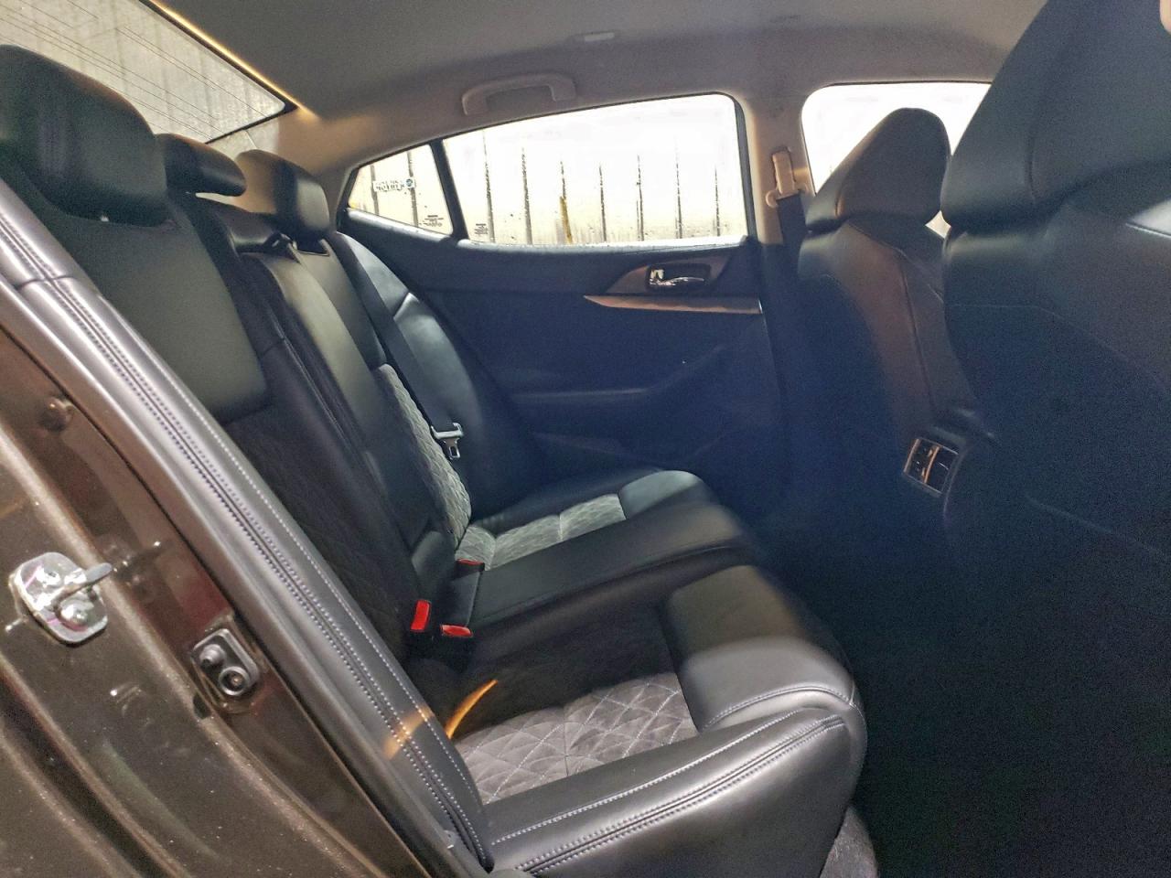 Nissan Maxima 3.5s Image 2