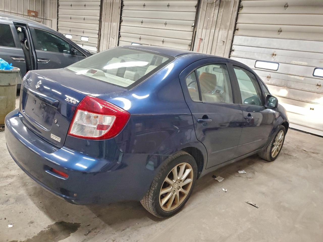 Suzuki SX4 Le Image 3
