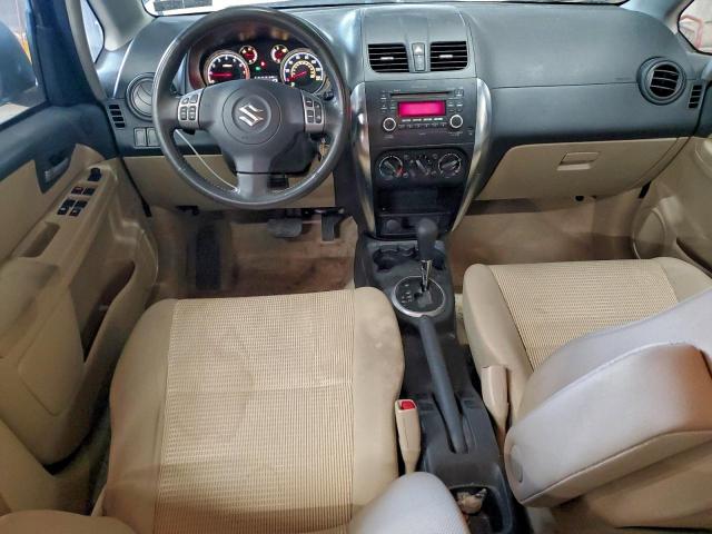 Suzuki SX4 Le Image 8