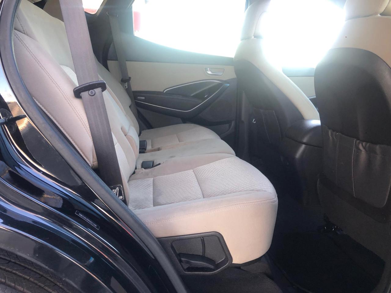 Hyundai SANTA FE Image 7