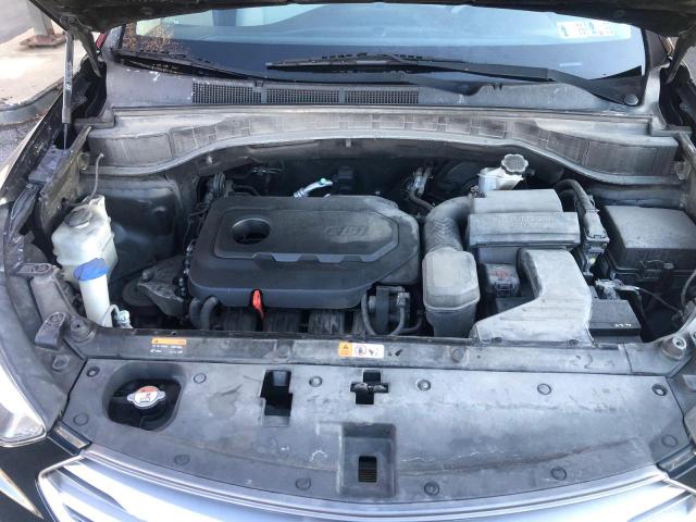 Hyundai SANTA FE Image 4