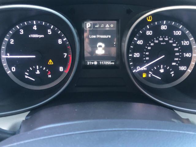 Hyundai SANTA FE Image 8