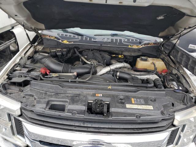 Ford F-450 Super Duty Image 3