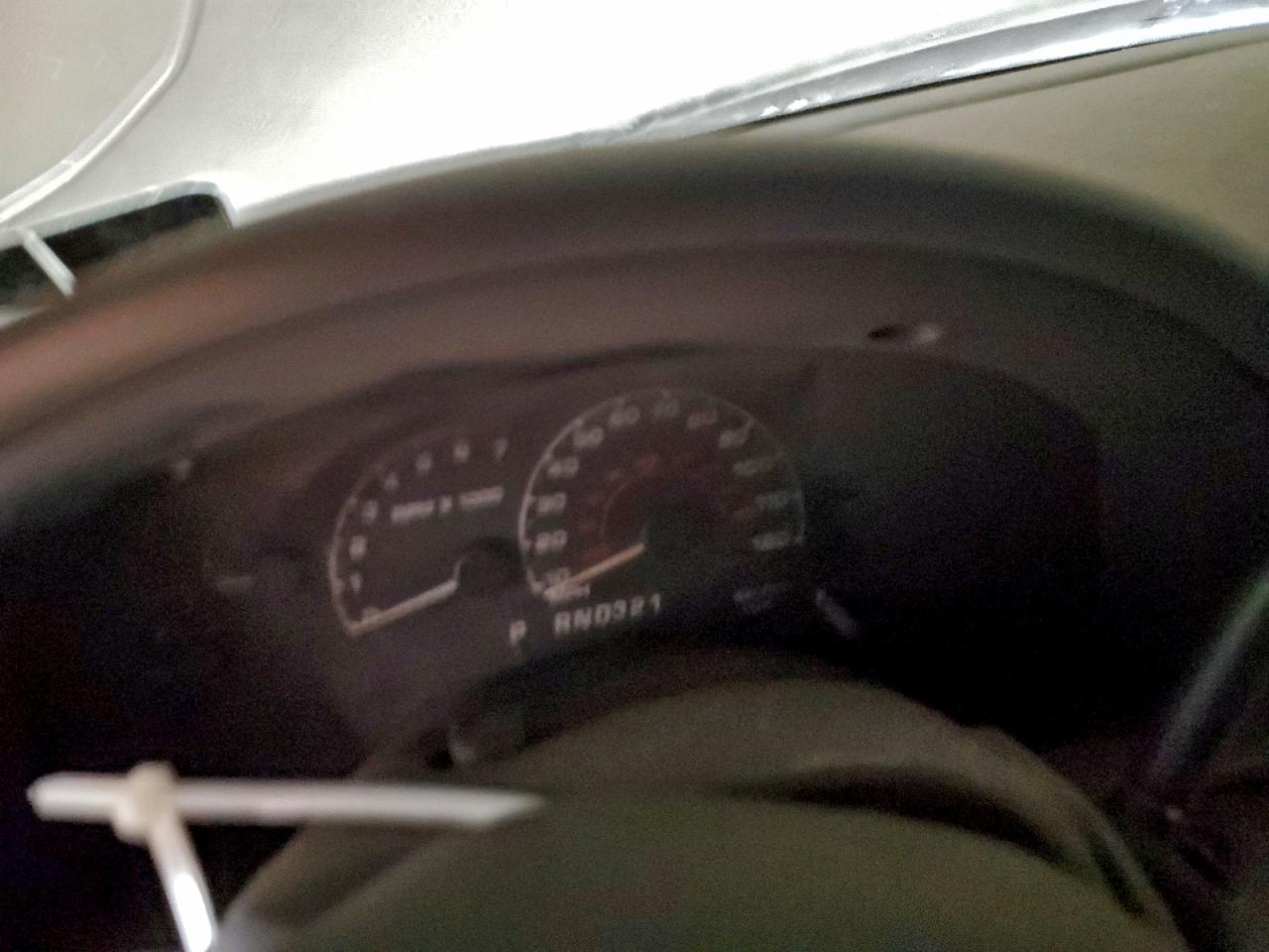 Ford Explorer Xlt Image 3