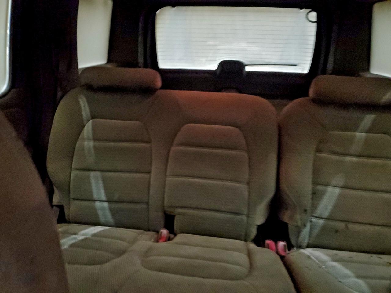 Ford Explorer Xlt Image 4