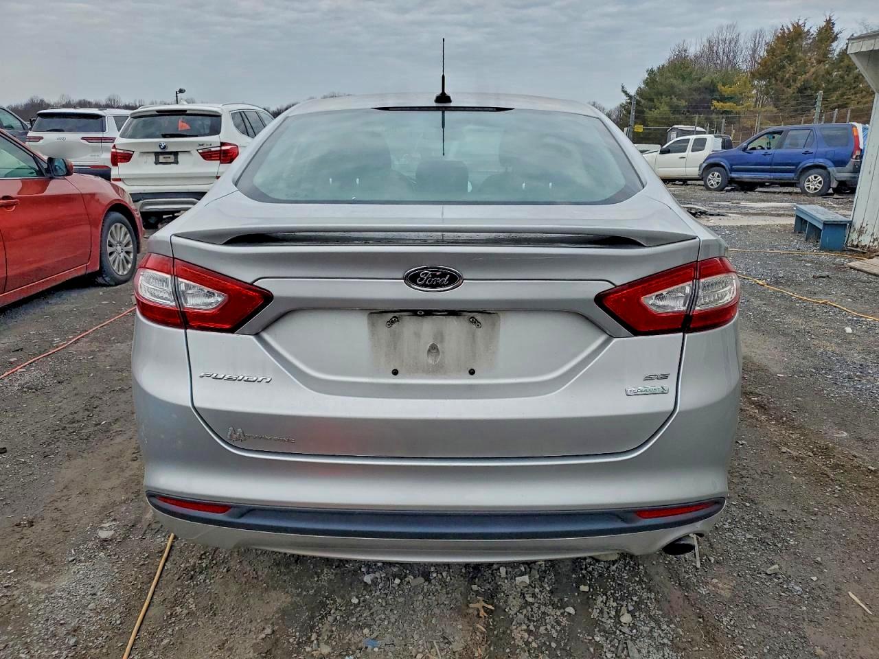 Ford Fusion Se Image 4