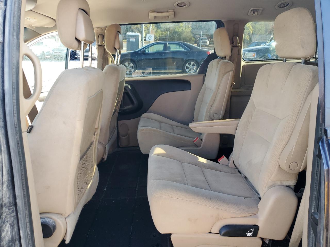 Dodge Caravan Se Image 12