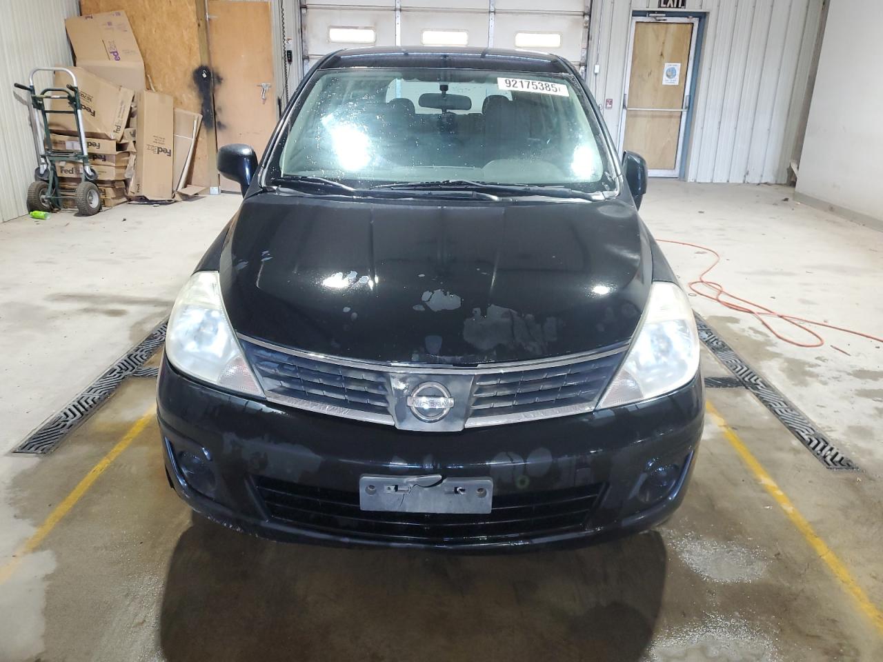 Nissan Versa S Image 3