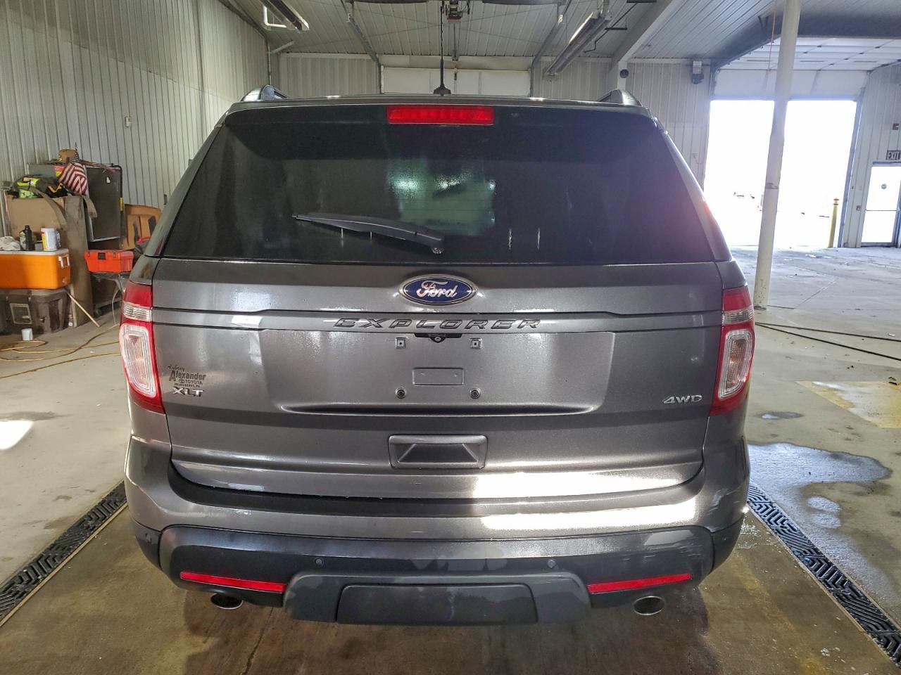 Ford Explorer Xlt Image 7