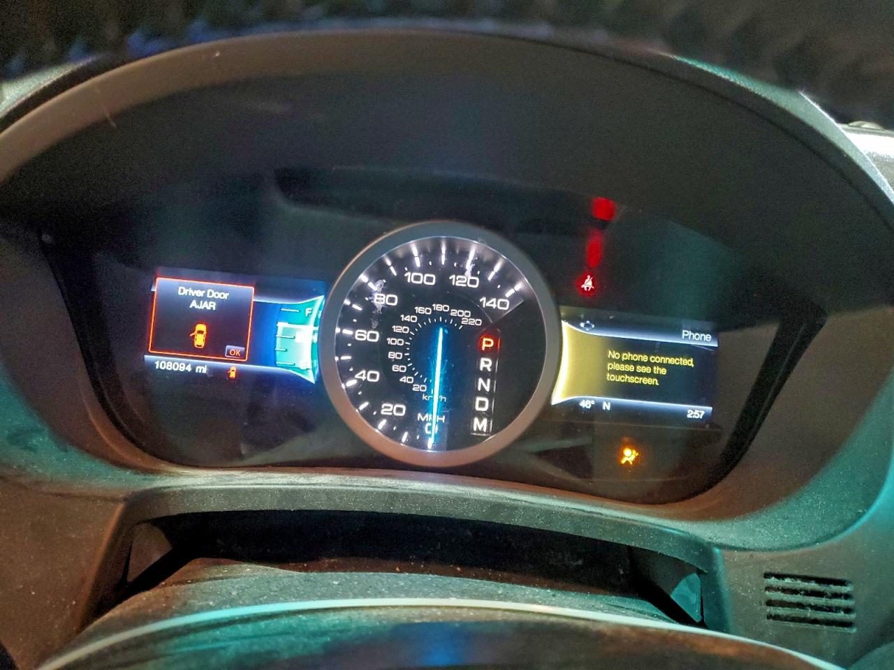 Ford Explorer Xlt Image 8