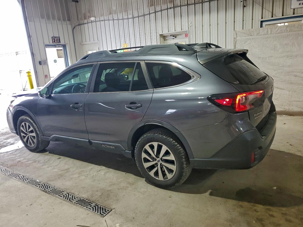 Subaru Outback Premium Image 3