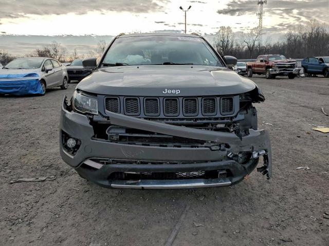 Jeep Compass Limited Image 6