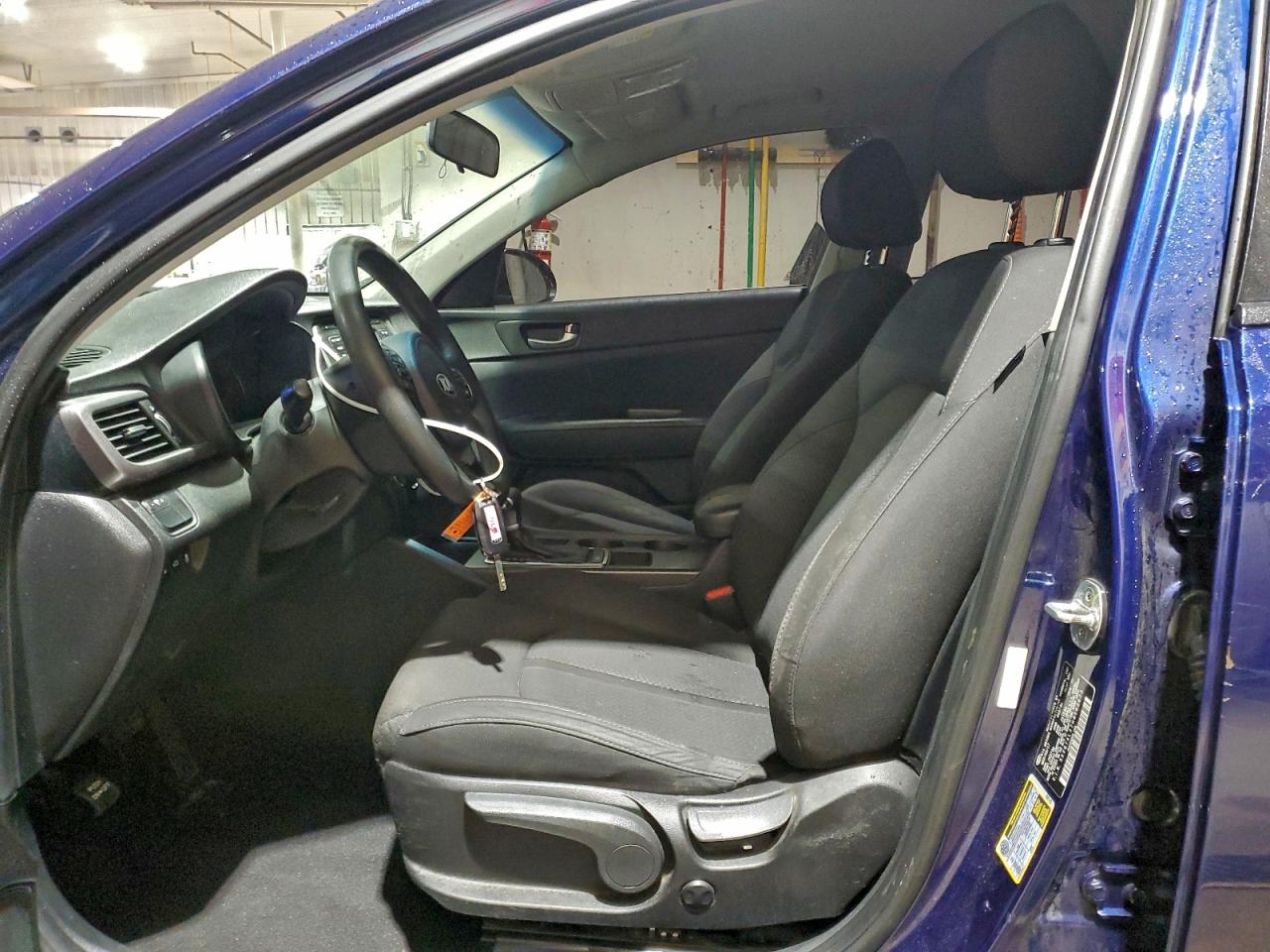 Kia Optima Lx Image 9