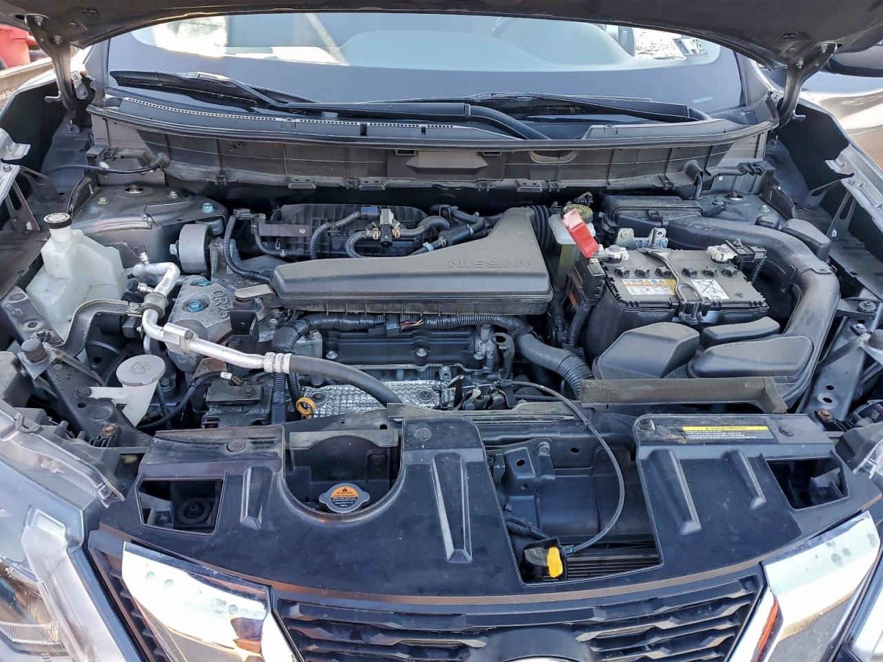 Nissan Rogue S Image 9