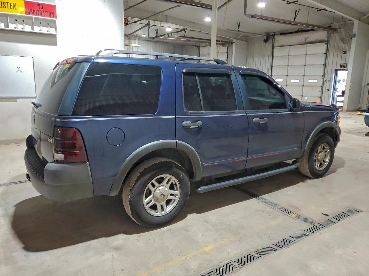 Ford Explorer Xls Image 2