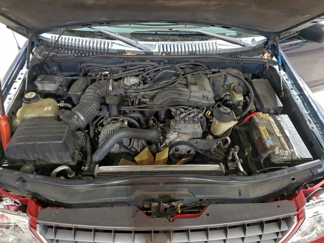 Ford Explorer Xls Image 9