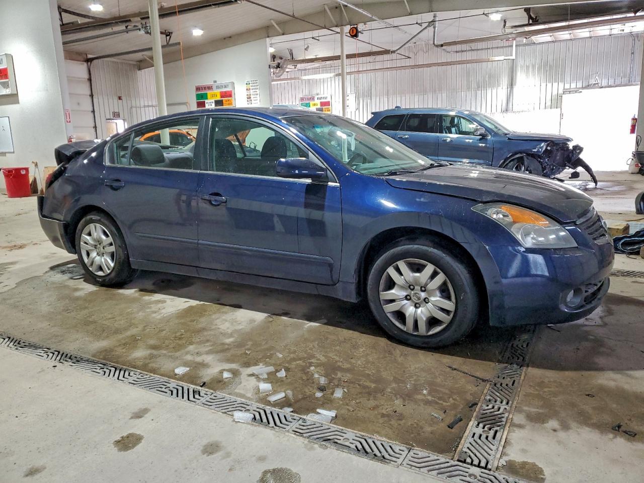 Nissan Altima 2.5 Image 3