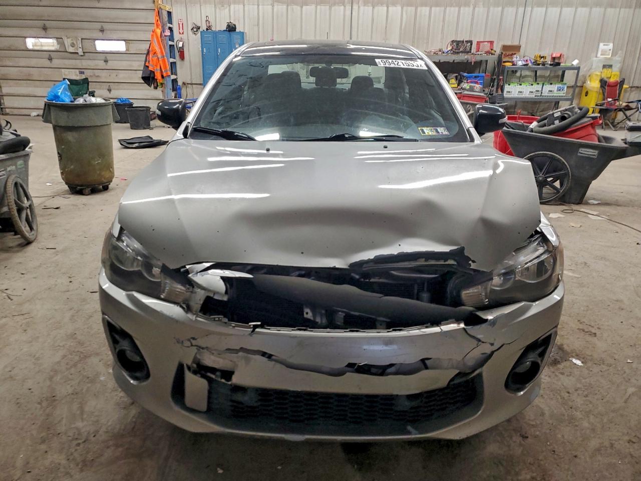 Mitsubishi Lancer Es Image 3