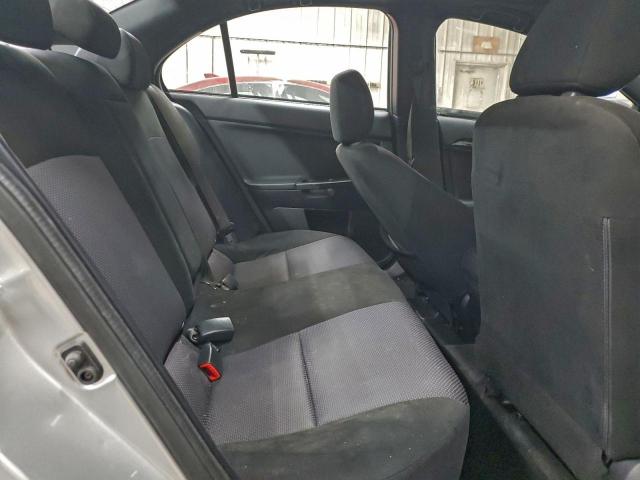 Mitsubishi Lancer Es Image 2