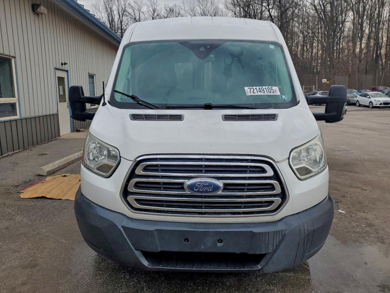 Ford Transit T-250 Image 13