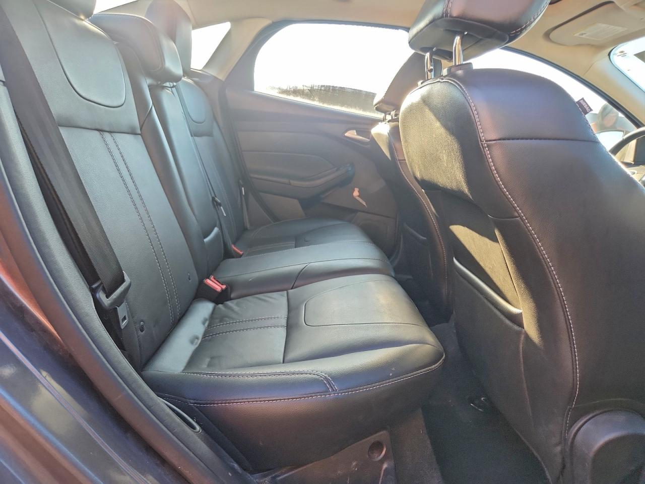 Ford Focus Se Image 9