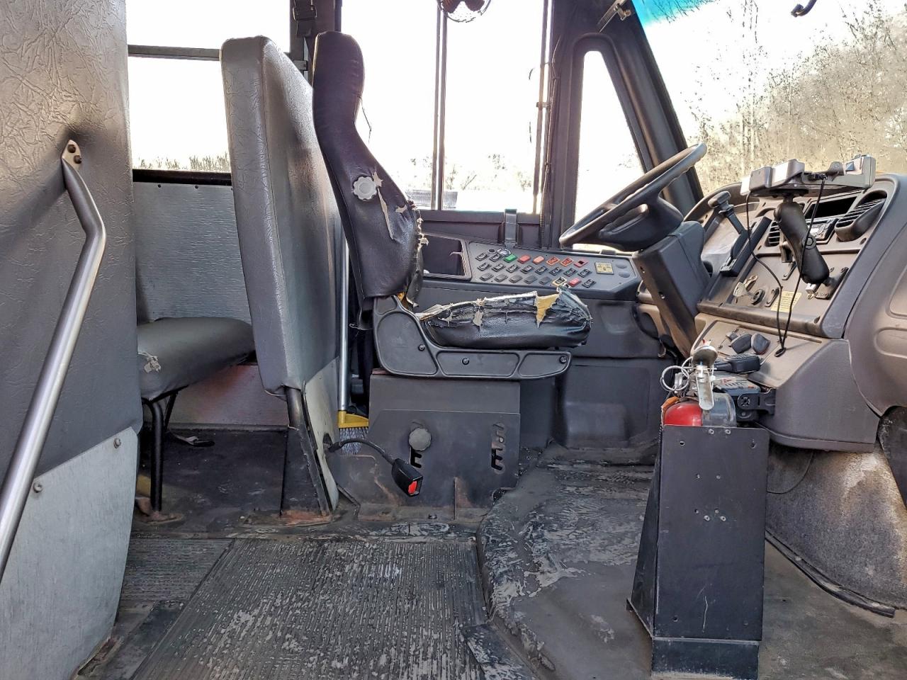 Thomas School Bus B2b Image 2