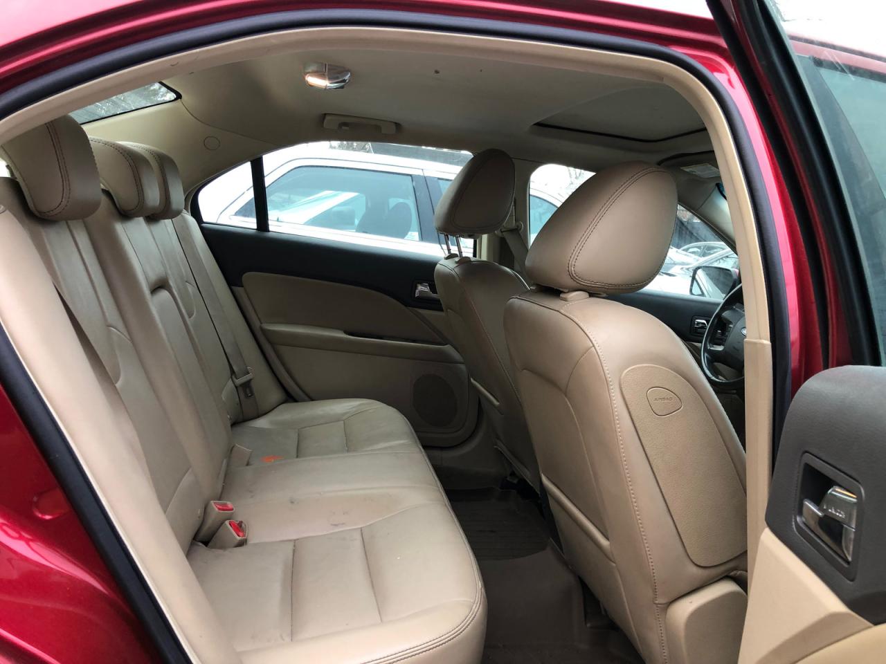 Ford Fusion Sel Image 5