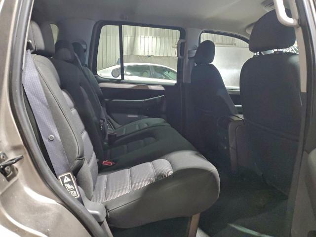 Ford Explorer Xlt Image 12