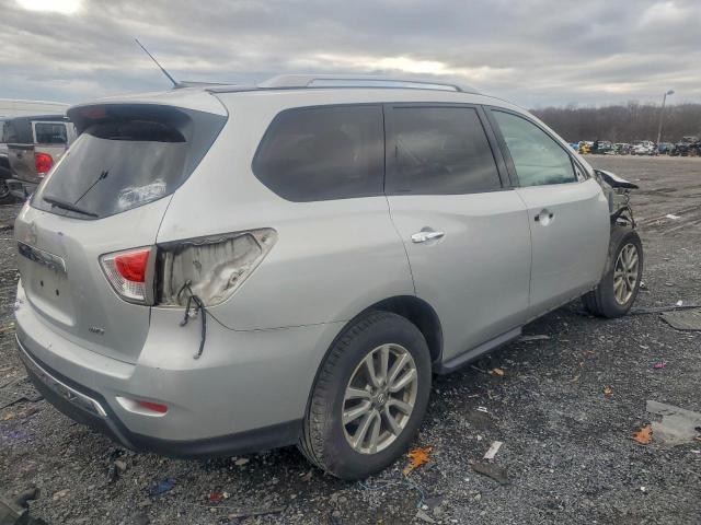 Nissan Pathfinder S Image 4