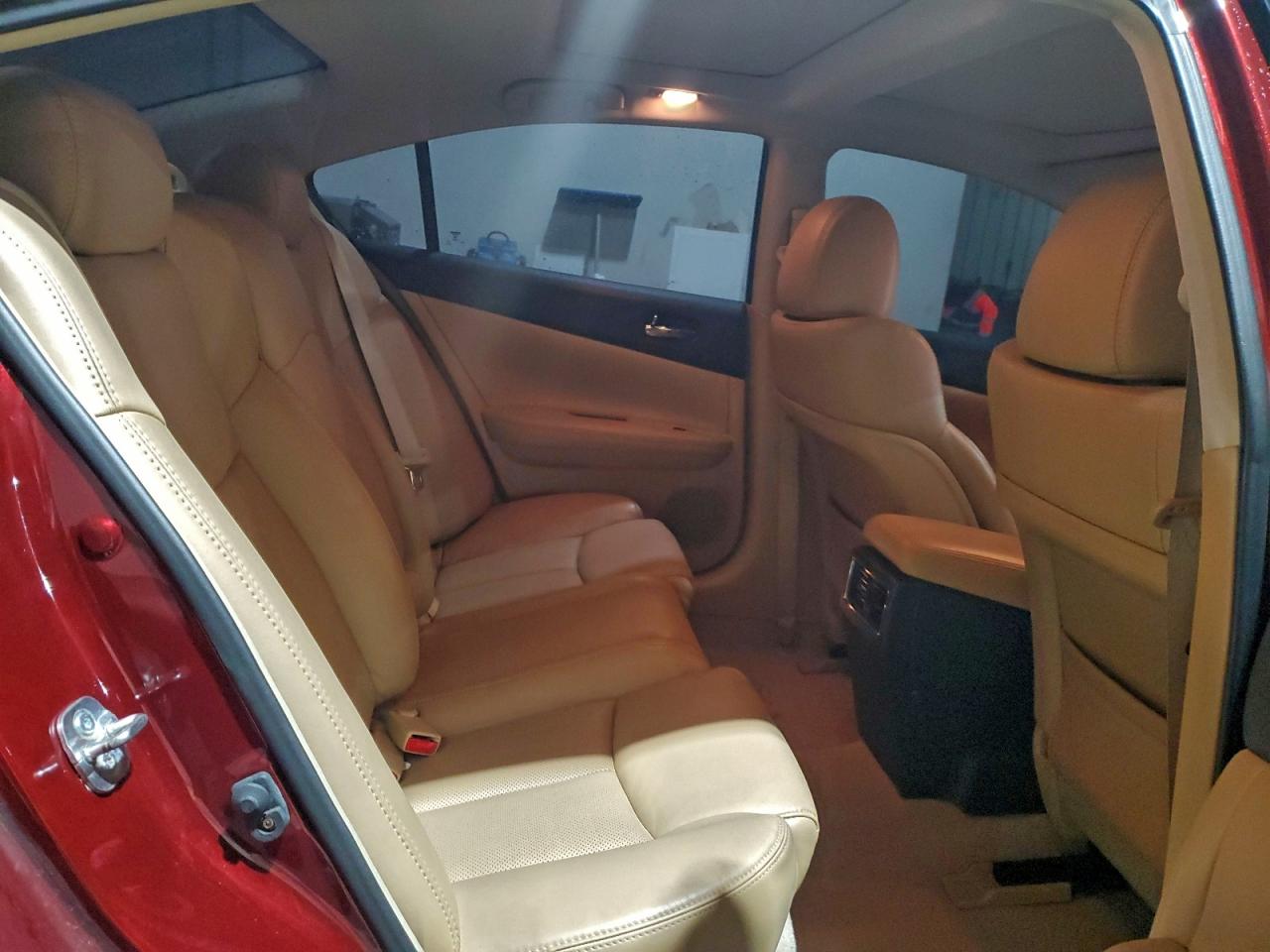 Nissan Maxima S Image 12