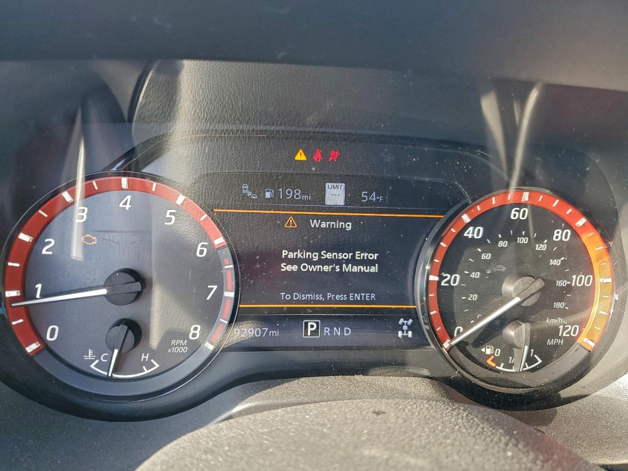 Nissan Titan Sv Image 4