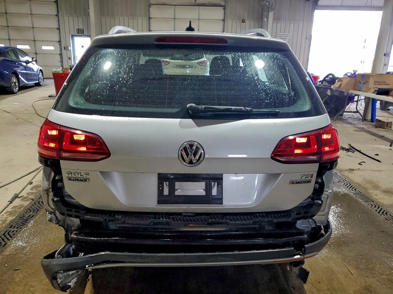 Volkswagen Golf S Image 5