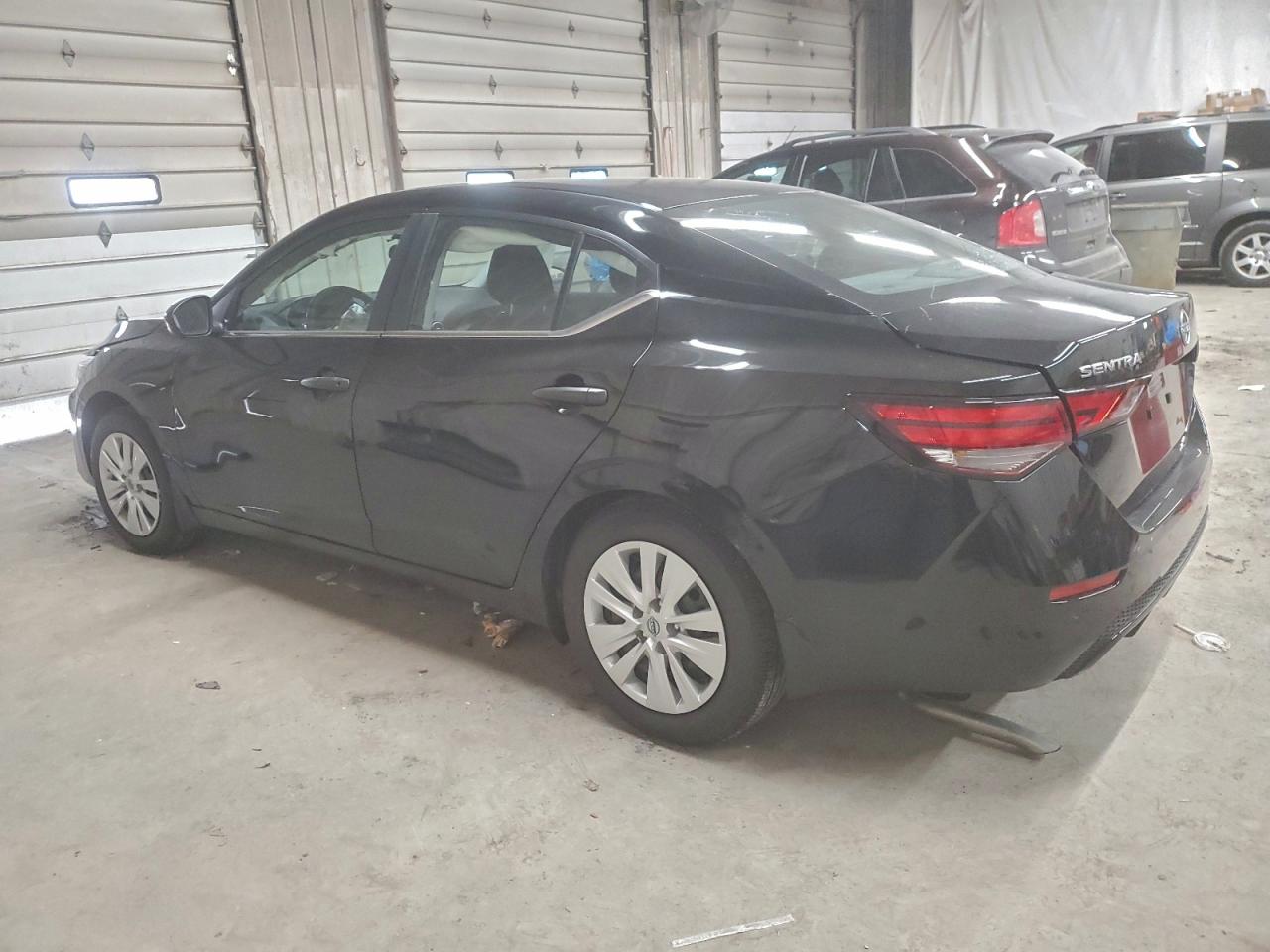 Nissan Sentra S Image 3