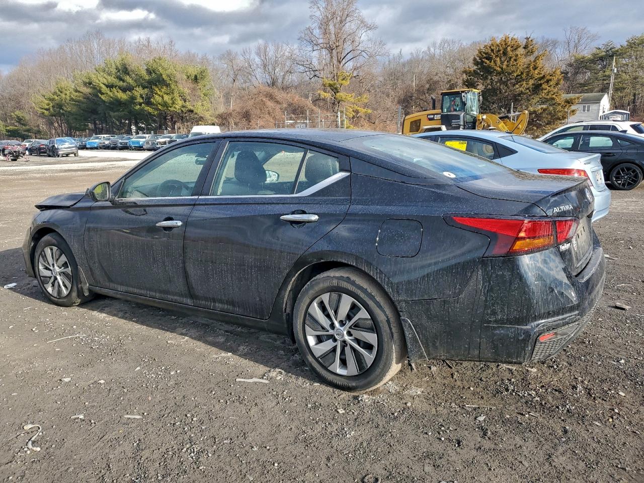 Nissan Altima S Image 4