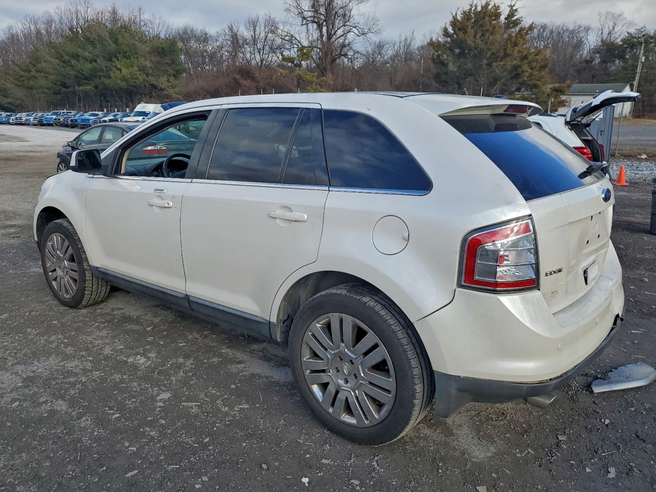 Ford Edge Limited Image 2