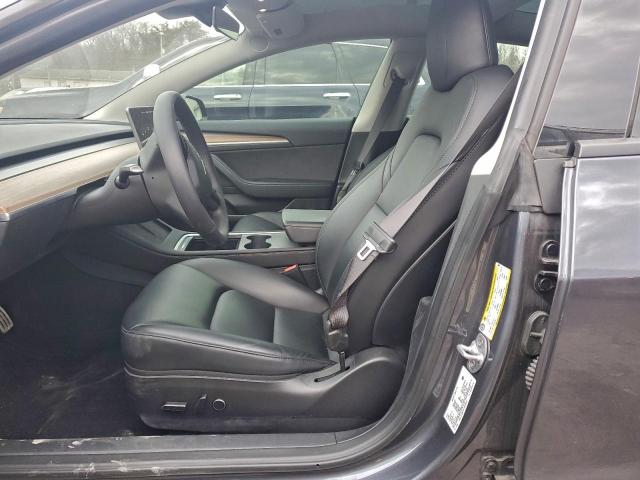 Tesla Model 3 Image 5