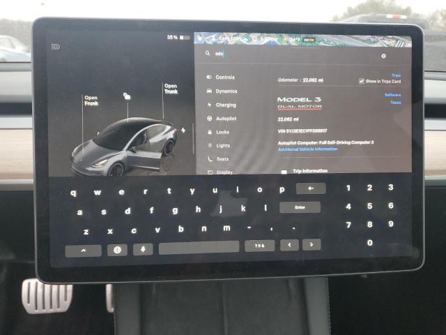 Tesla Model 3 Image 12