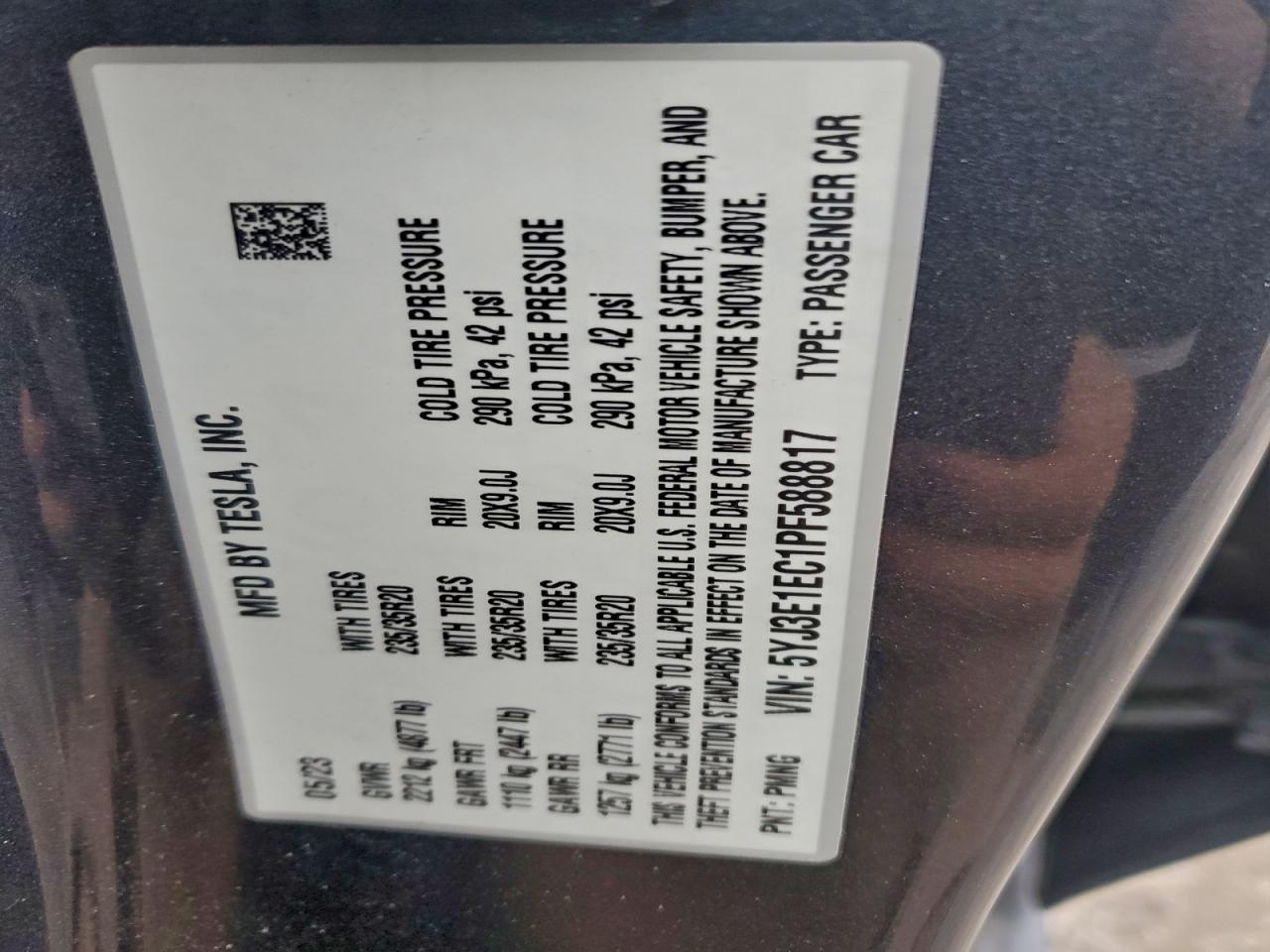 Tesla Model 3 Image 10