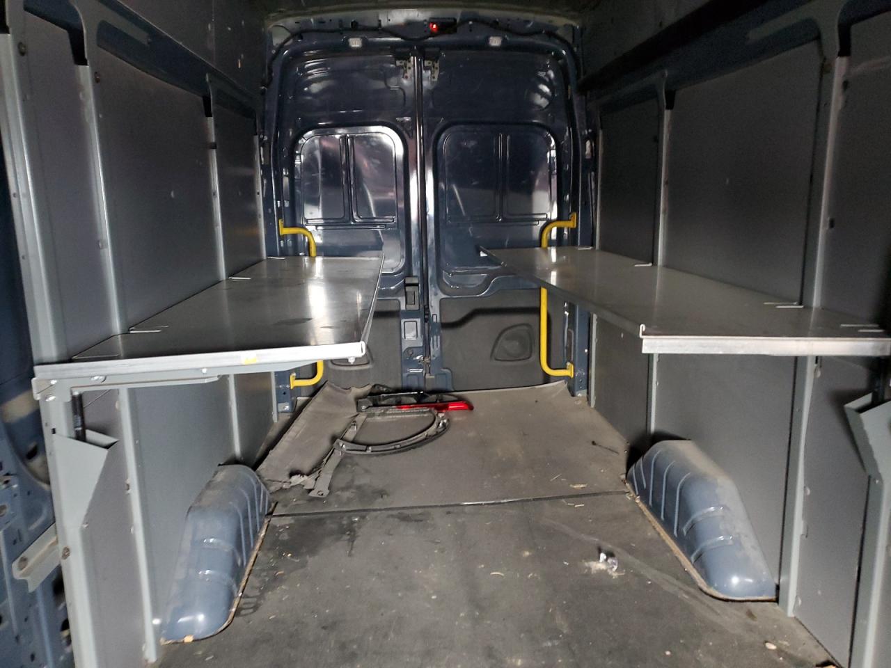 Ford Transit T-250 Image 8