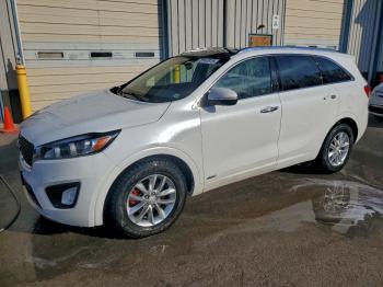  Salvage Kia Sorento