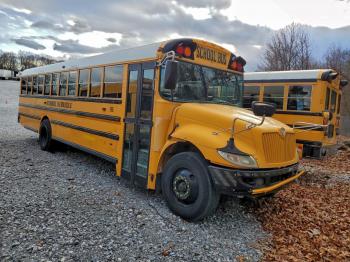  Salvage International Schoolbus