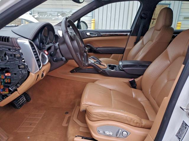 Porsche Cayenne Image 6
