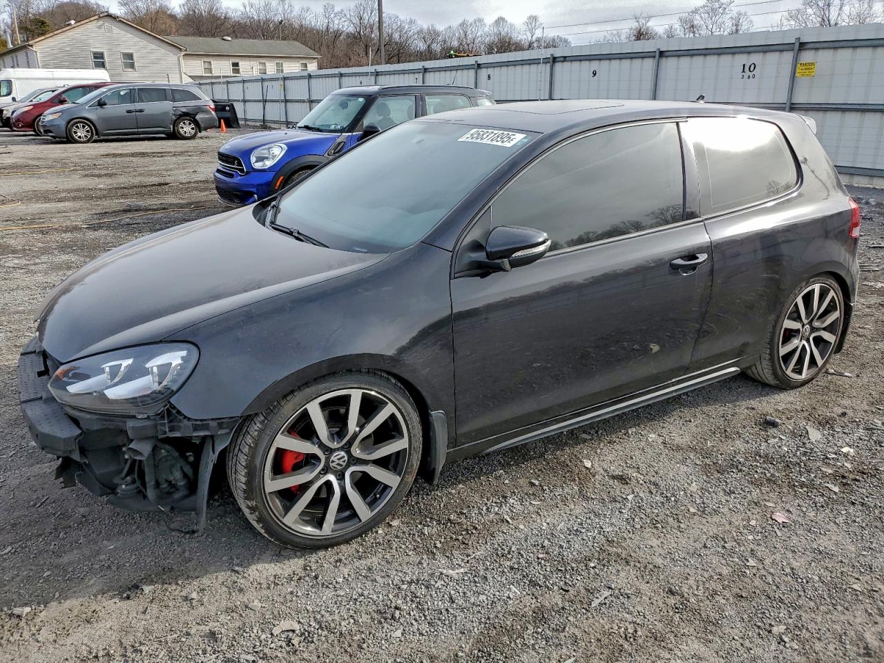 Volkswagen GTI Image 1