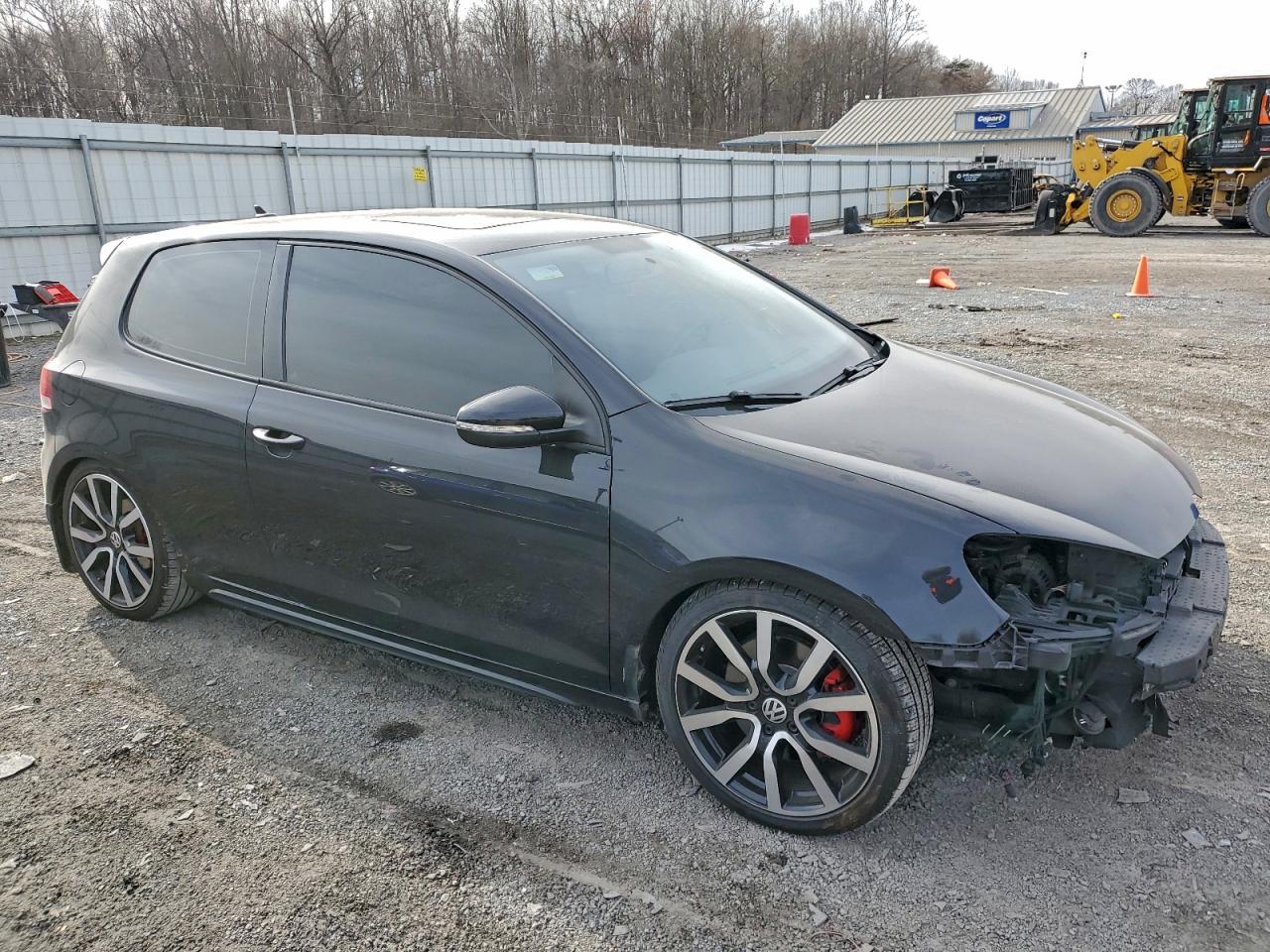 Volkswagen GTI Image 4