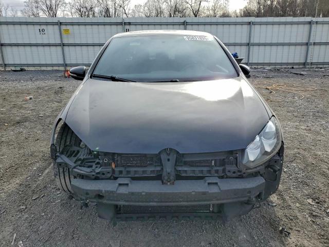 Volkswagen GTI Image 3